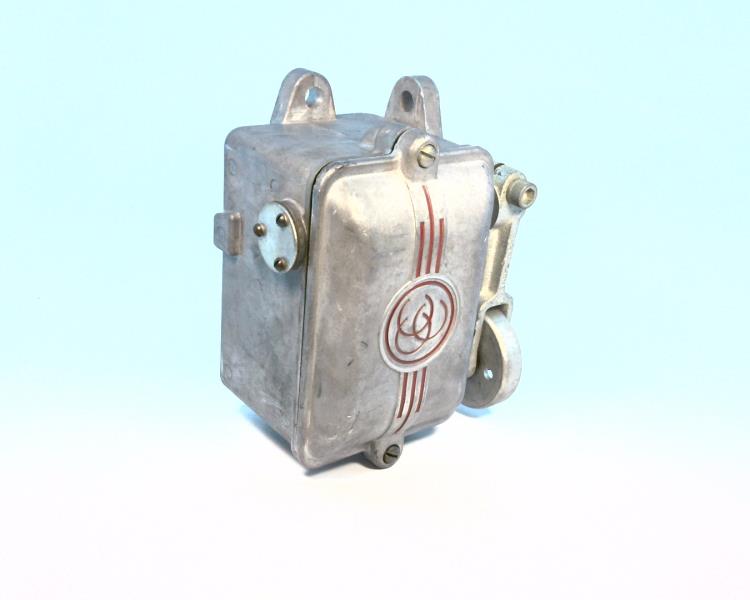 DANAHER CONTROLS HLLA-2