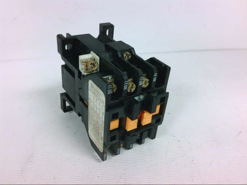 SCHNEIDER ELECTRIC CA2-DN131FA60