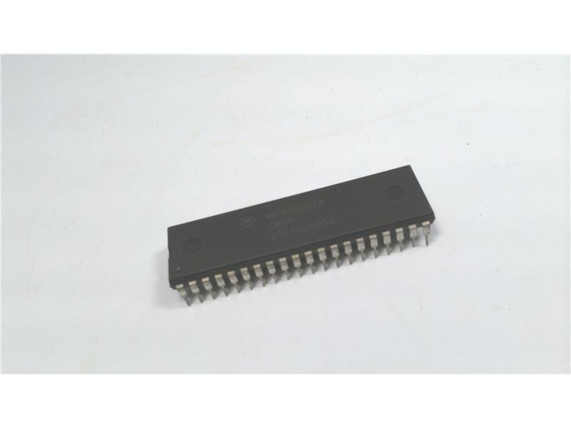 NXP SEMICONDUCTOR MC68B09CP
