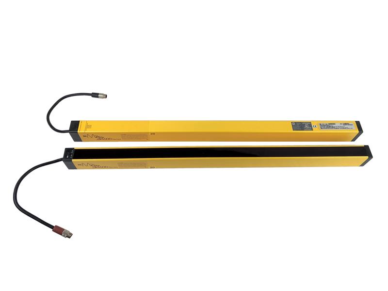 OMRON MS46SR-20-700-Q1-10X-10R-NO-FP