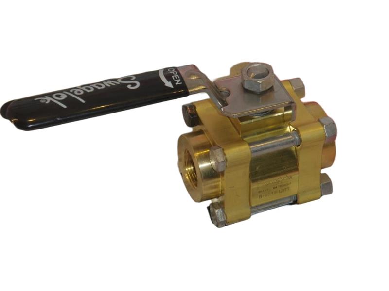 SWAGELOK B-65BF12RT