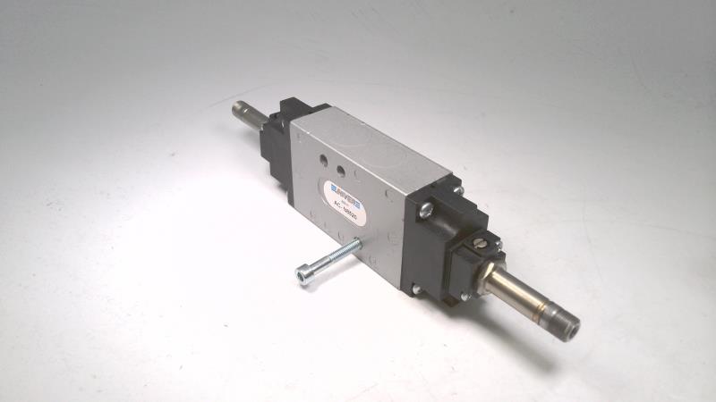 UNIVER GROUP AC-N8520