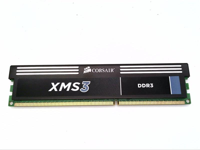 CORSAIR CMX4GX3M2A1600C9