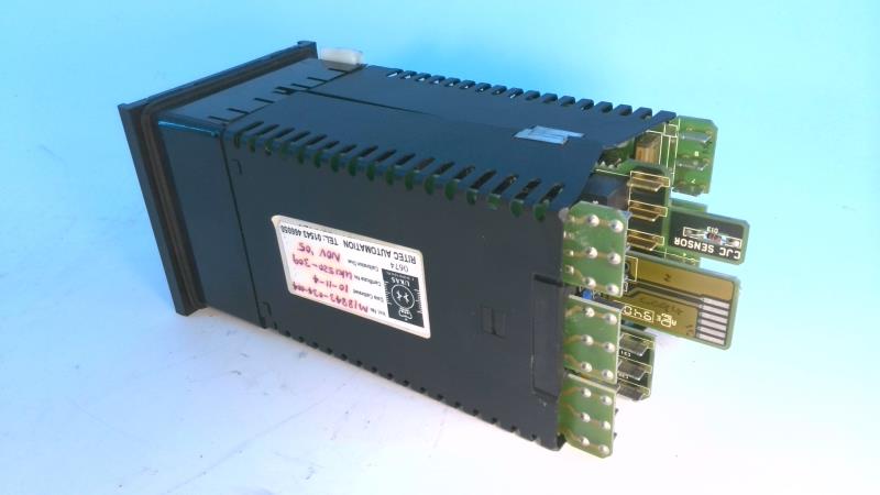 INVENSYS 818P/TC/RRLY/NOE/PROG/NONE/NONE/NONE/SN/03/0/300/C/RR/HR/E/IN/S/N/MN/MN/H/