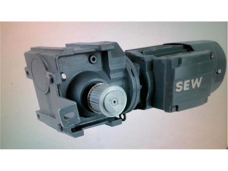 SEW EURODRIVE S37 DR63L4
