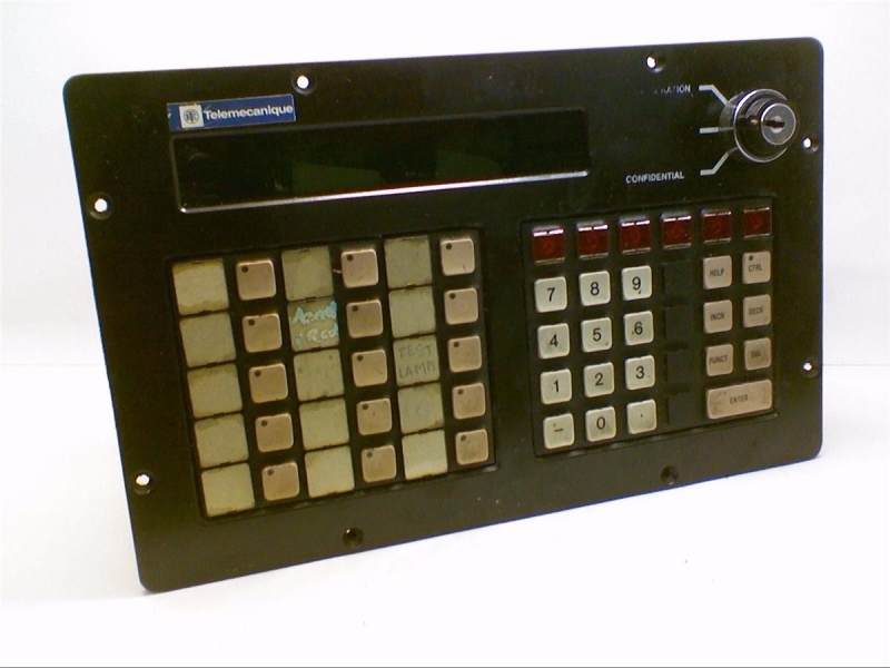 SCHNEIDER ELECTRIC XBT-B8140PA