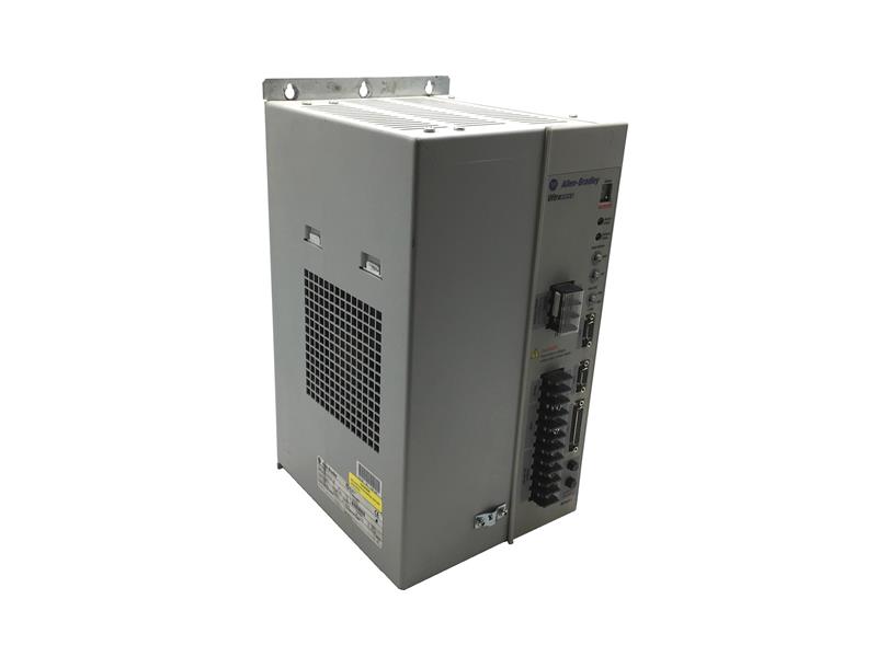 ALLEN BRADLEY 2098-DSD-HV220-SE