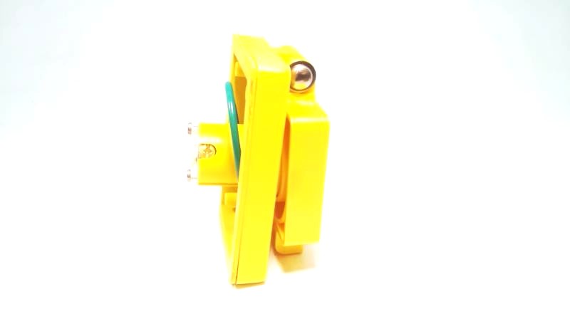 MOLEX 65W04