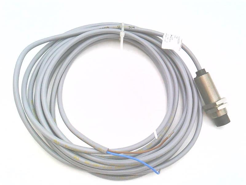 BALLUFF BES 516-213-E4-E-05