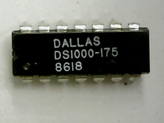 DALLAS SEMICONDUCTOR DS1000-175
