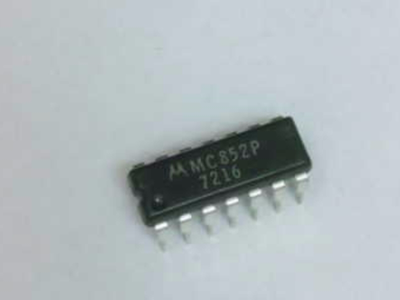 NXP SEMICONDUCTOR MC852P