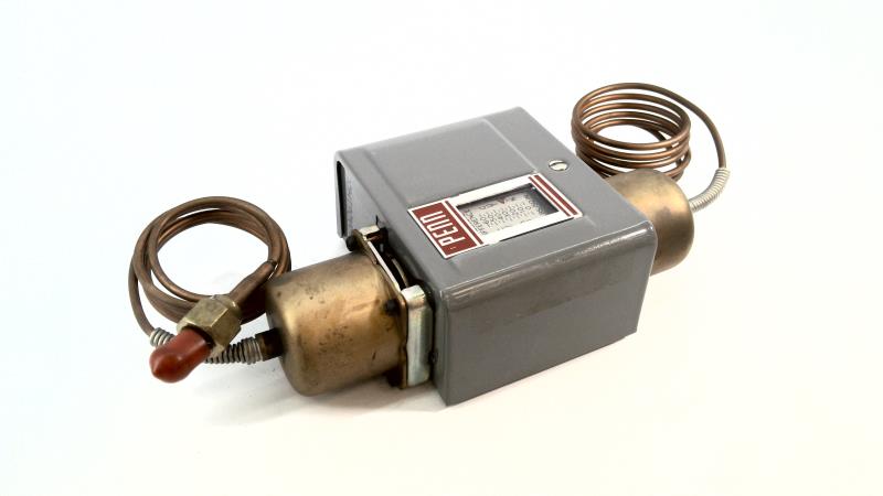 P74DA-5 by JOHNSON CONTROLS