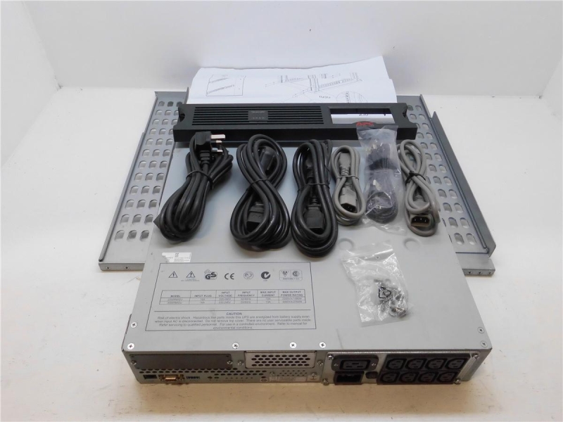 SCHNEIDER ELECTRIC SUA3000RMI2U