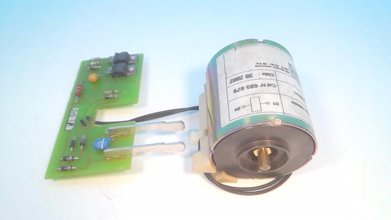 SCHNEIDER ELECTRIC MN-U-0685679C