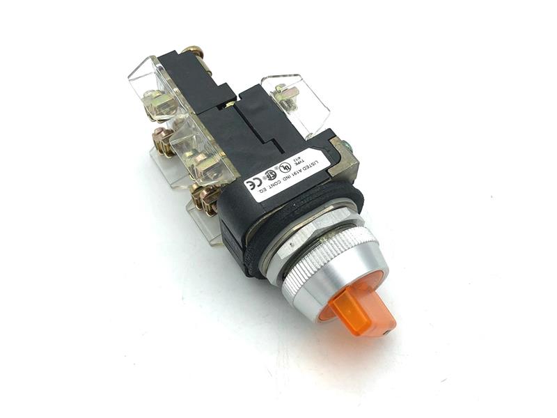 ALLEN BRADLEY 800T-24HA2KB6AM