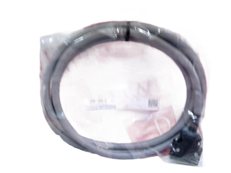 OMRON XW2Z-200J-B28