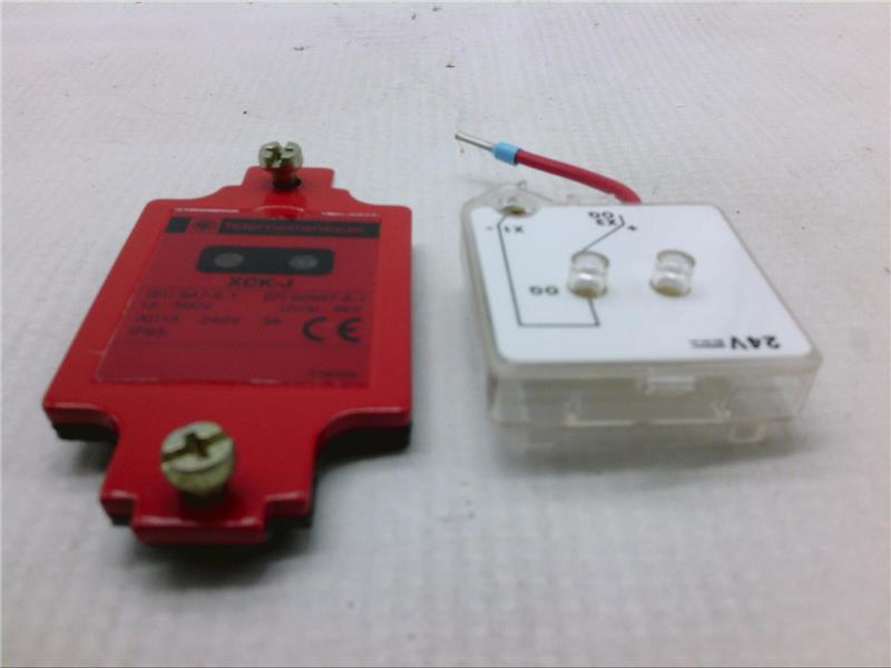 SCHNEIDER ELECTRIC ZCK-J912