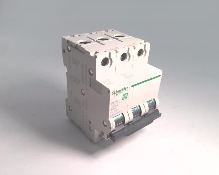 SCHNEIDER ELECTRIC M9F12340