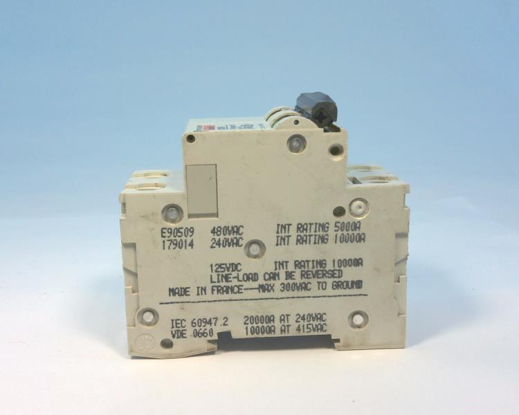 SCHNEIDER ELECTRIC MG17435