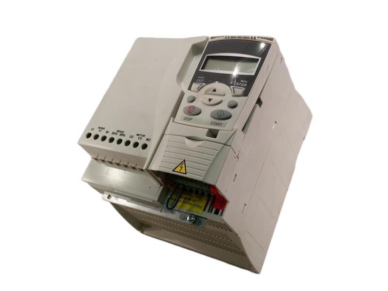 ASEA BROWN BOVERI ACS355-03U-23A1-4