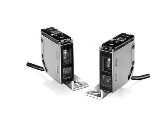 OMRON E3S-CT61-M1J 0.3M