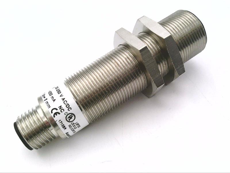 BALLUFF BES 516-212-E5-E-S21