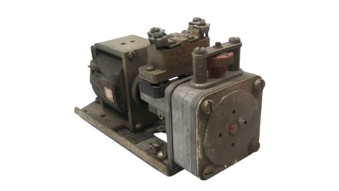 SCHNEIDER ELECTRIC 9050-C0-1D-V66