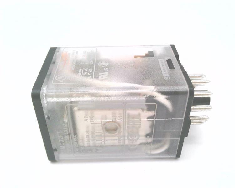 SCHNEIDER ELECTRIC RUMC32F7