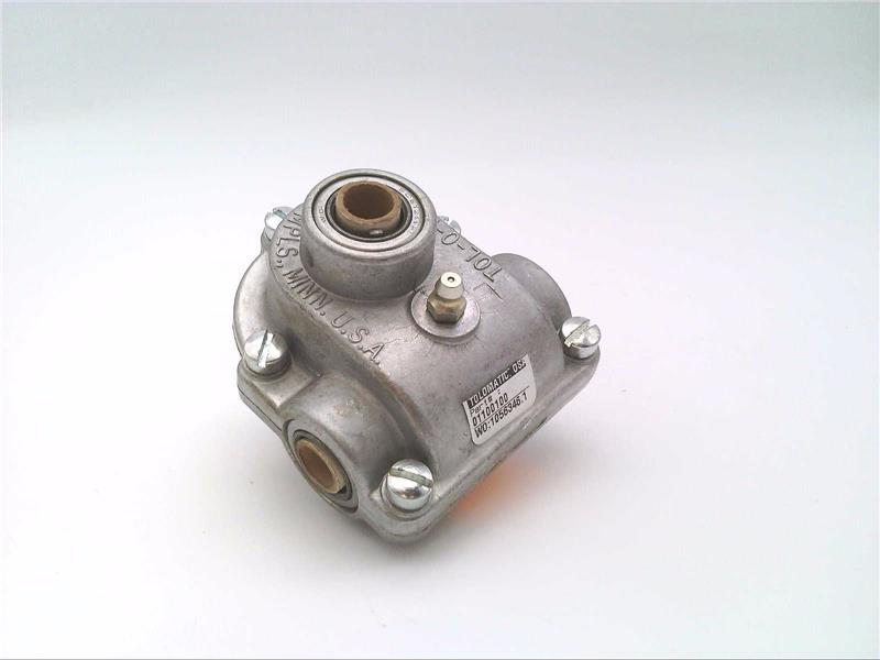 01100100 by TOL O MATIC