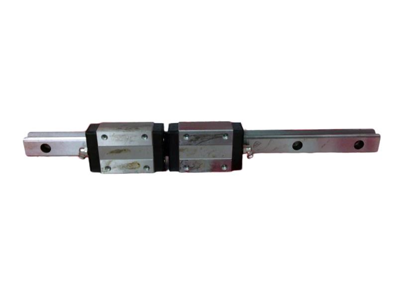 THK HSR20R2SS-340L