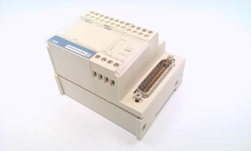 SCHNEIDER ELECTRIC ABE7CPA21