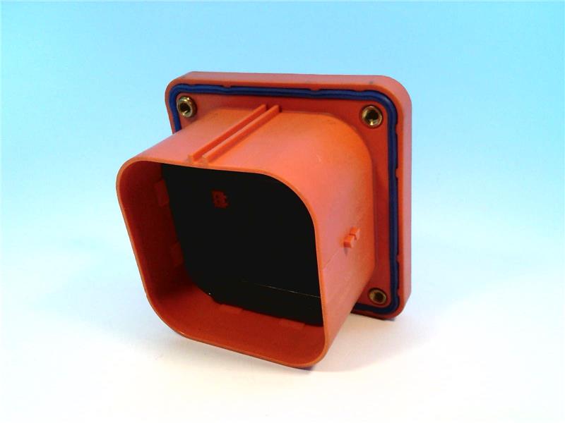 TE CONNECTIVITY 1-1587987-7