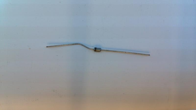 NXP SEMICONDUCTOR 1N4737A