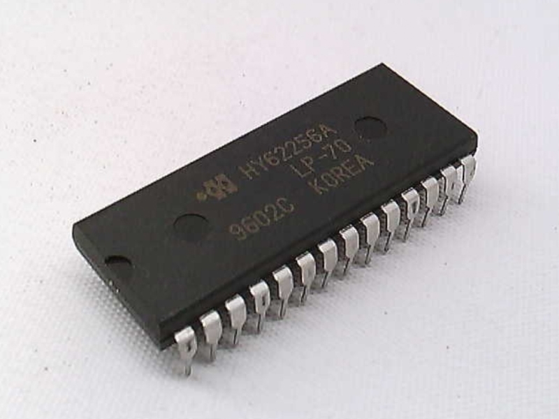 HYUNDAI HY62256ALP70