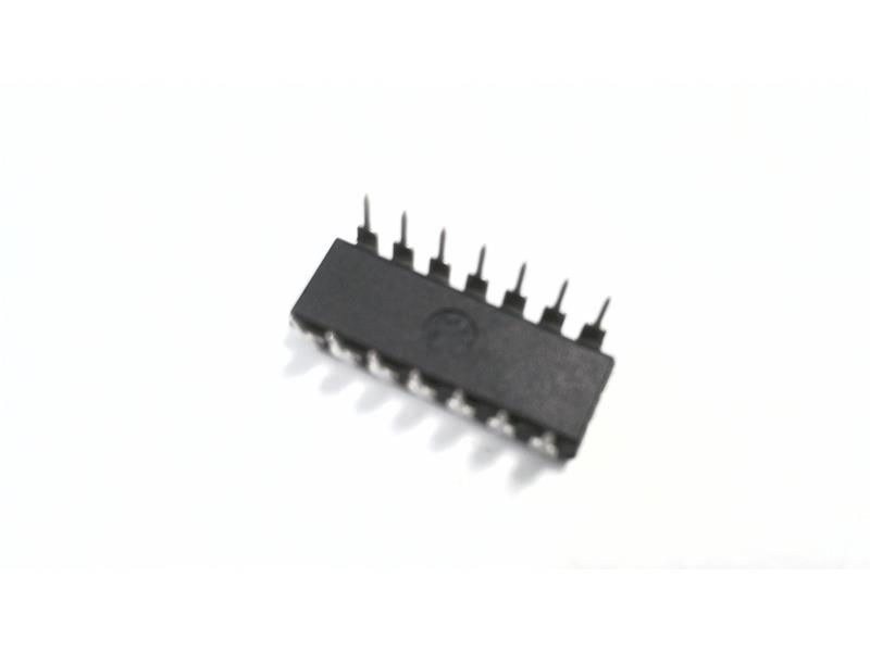 NXP SEMICONDUCTOR LM2901N