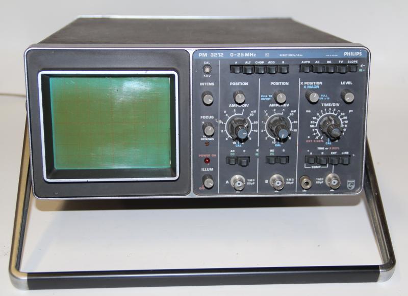PHILIPS PM-3212