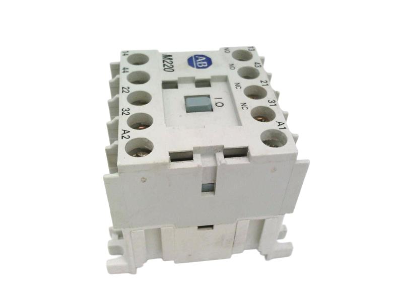 ALLEN BRADLEY 700-DC-M220Z24
