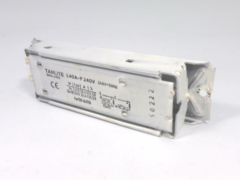 TAMLITE LIGHTING L40A-P240V