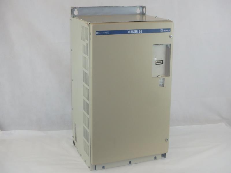 SCHNEIDER ELECTRIC ATV66D79N4U
