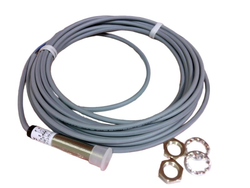 BALLUFF BOS 12M-PS-1YA-BO-C-05