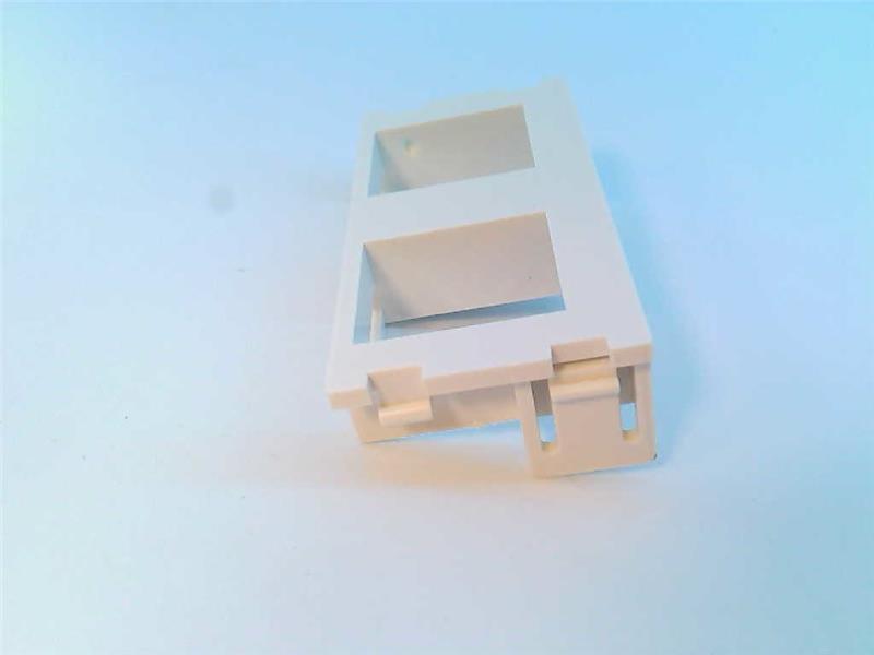 TE CONNECTIVITY 1116409-3