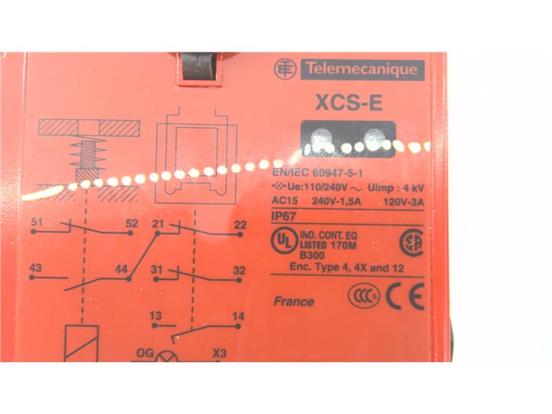 SCHNEIDER ELECTRIC XCSE7541