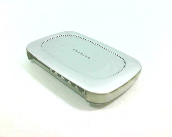 NETGEAR FS605