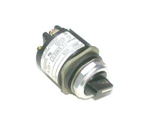 ALLEN BRADLEY 800T-U59