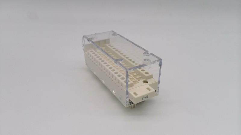 SCHNEIDER ELECTRIC BMXFTB2800