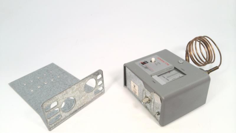 JOHNSON CONTROLS P70DA-1C
