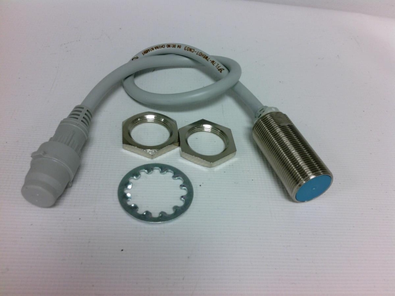 AZBIL CORPORATION FL7M-7W6HDT-CN03