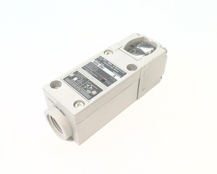 ALLEN BRADLEY 880L-RA1