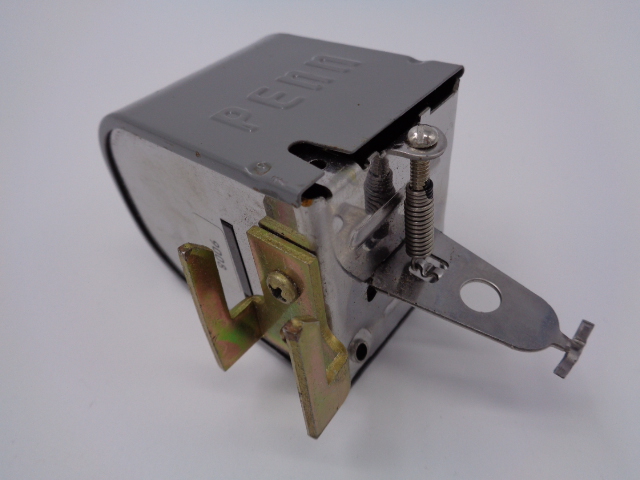 9008 by JOHNSON CONTROLS