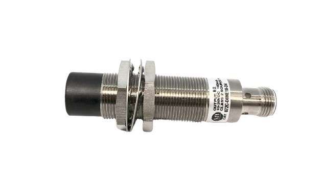 ALLEN BRADLEY 872C-D8NE18-D4